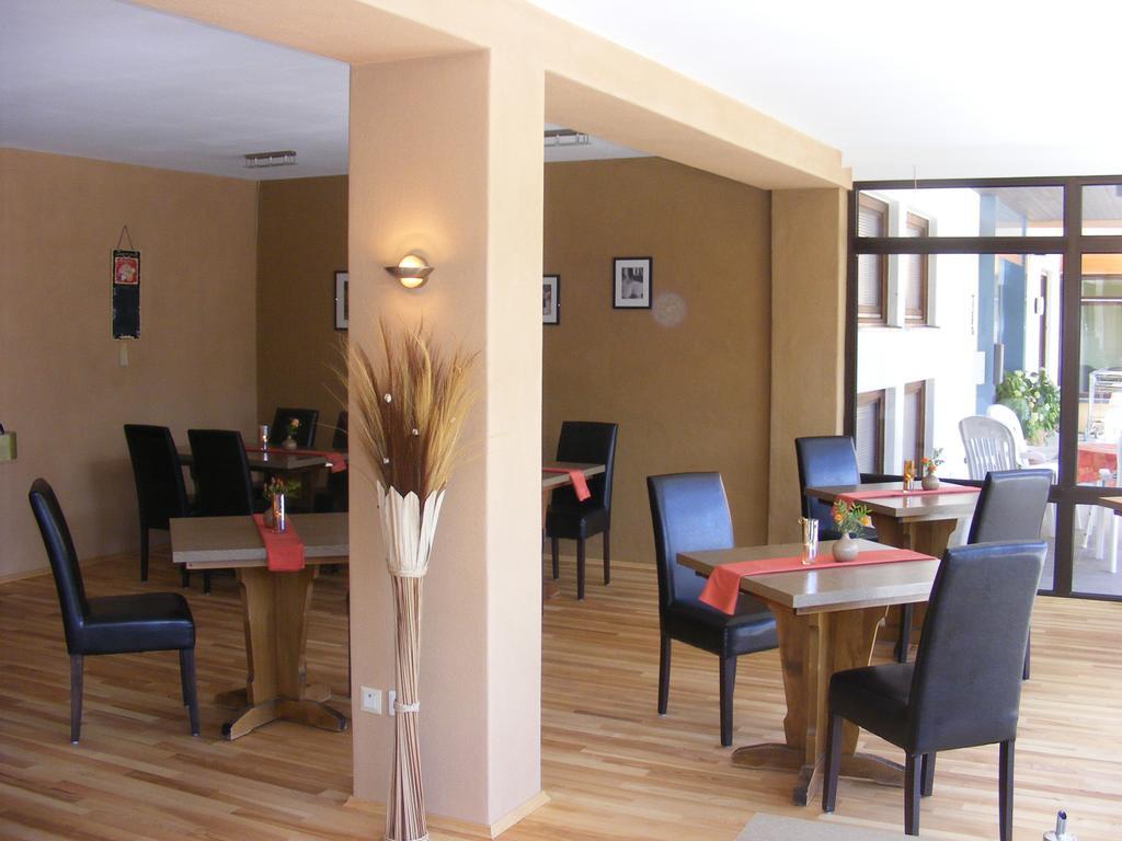 Hotel Arauka Bad Soden-Salmunster Bagian luar foto
